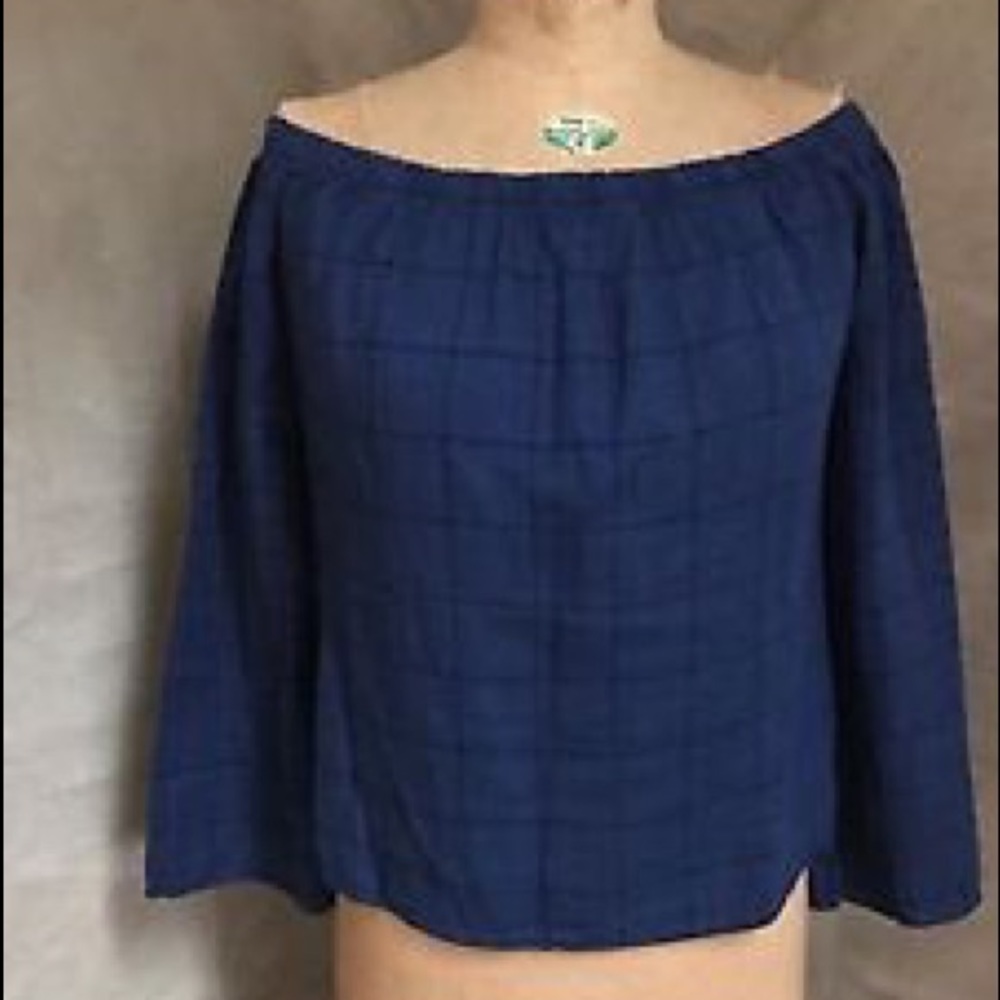 BLUE OFF THE SHOULDER TOP